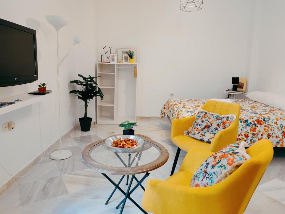 Estudio Rufina.Tranquilidad ,Alameda De Hercules! Sevilla Bagian luar foto